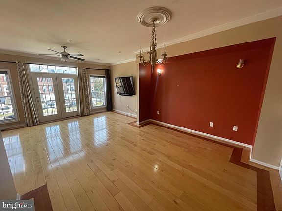 4th image of 13611 Cedar Run Ln
