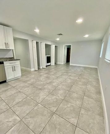 2nd image of 4344 Mars Ave