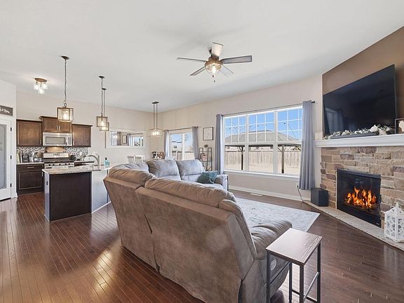 2nd image of 621 Fox Run LANE