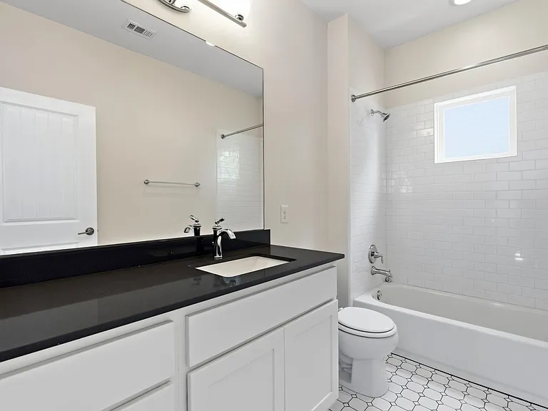1160 Lott Ave #B — Photo 21