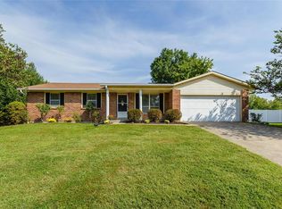 4 Lake Port Ct, Saint Peters, MO 63376