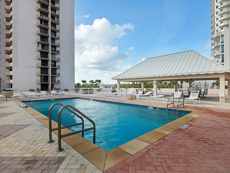 4200 N Ocean Dr #1 — Photo 20