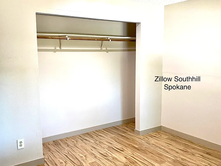 2724 E 32nd Ave #2 — Photo 7