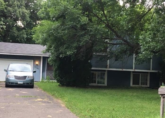 2nd image of 5728 W 134th St