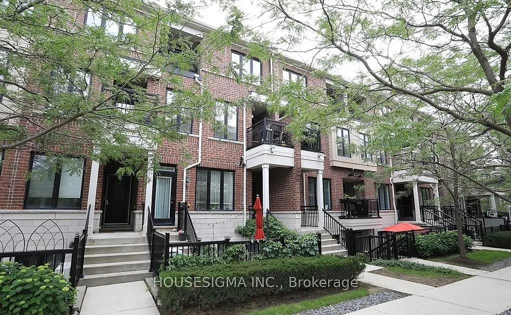 Building Photo - 40 Carnation Ave #122