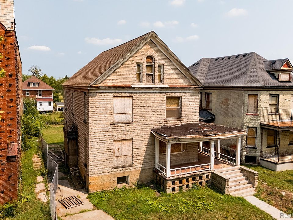 1st image of 1582 Cadillac Blvd