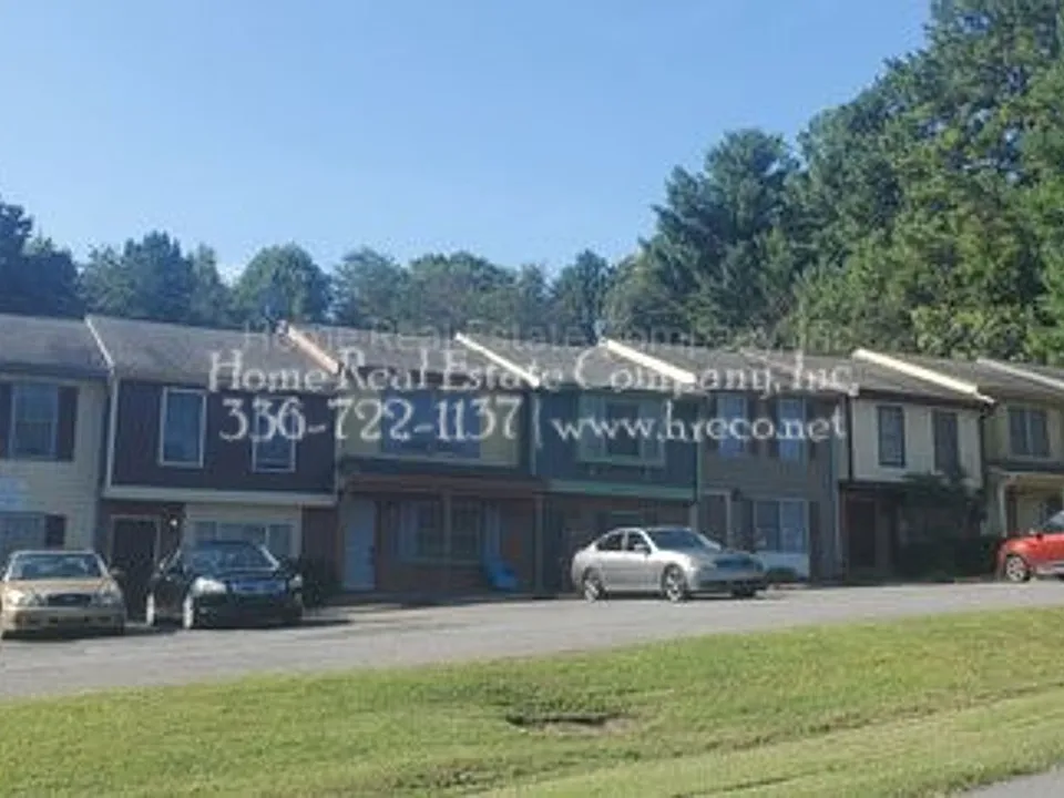 3600 Yarbrough Ave #8