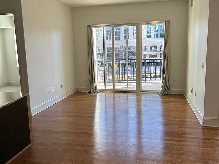 4620 Piedmont Row #305 — Photo 7