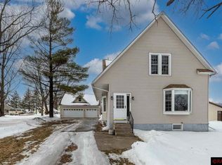 506 3rd St SW, Montgomery, MN 56069