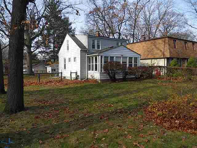 1st image of 24071 Manistee St