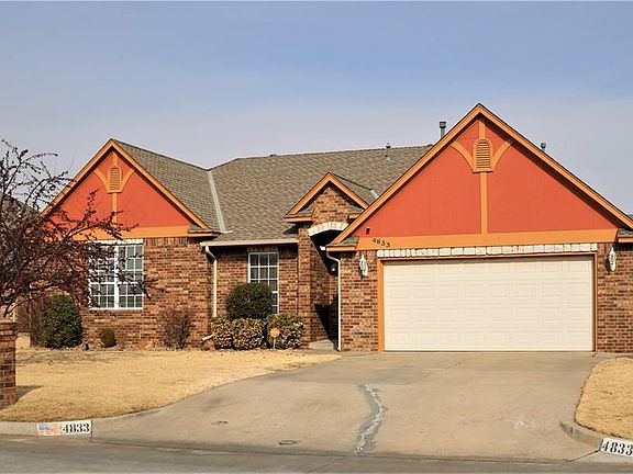 2nd image of 4833 SE 41st St