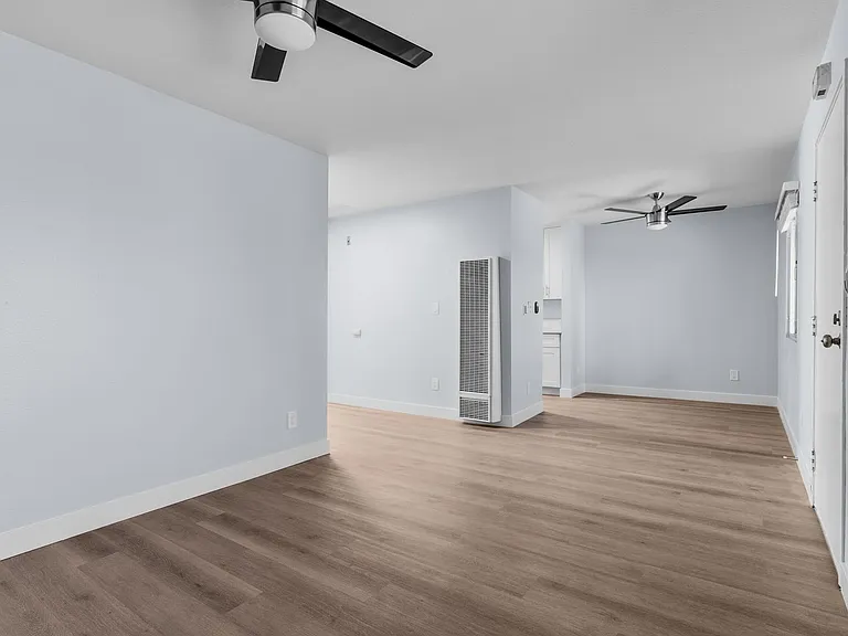 273 South Bonnie Brae — Photo 1