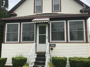 1409 S Van Buren St, Bay City, MI 48708