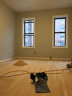 Rented by Lang Realty LLC | media 3