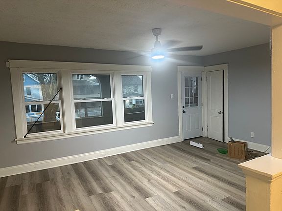 2nd image of 8701 Vineyard Ave #Up