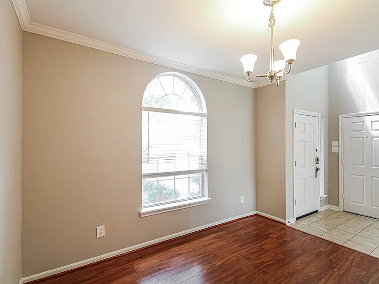 11305 Shoal Creek Dr — Photo 8