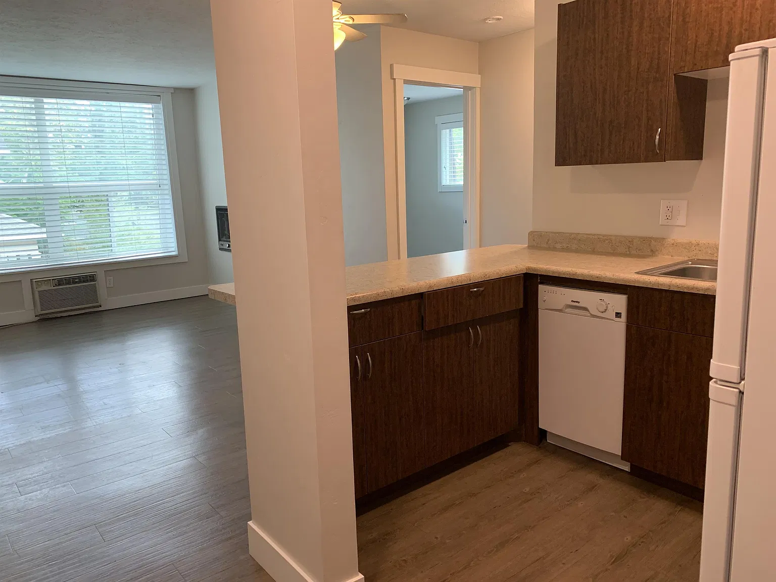 828 South 500 East — Photo 4