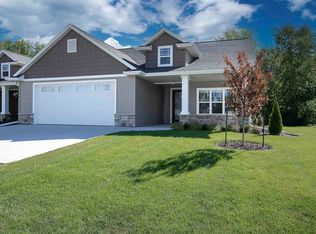 N9072 Southtowne Dr, Menasha, WI 54952
