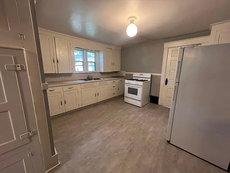 254 Warren Ave SE — Photo 7