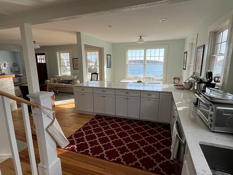 20 Glen Ave — Photo 8