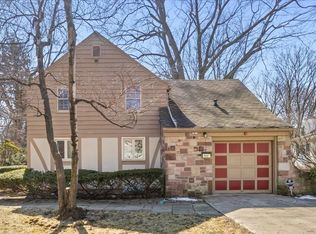 169 Penarrow Rd, Rochester, NY 14618