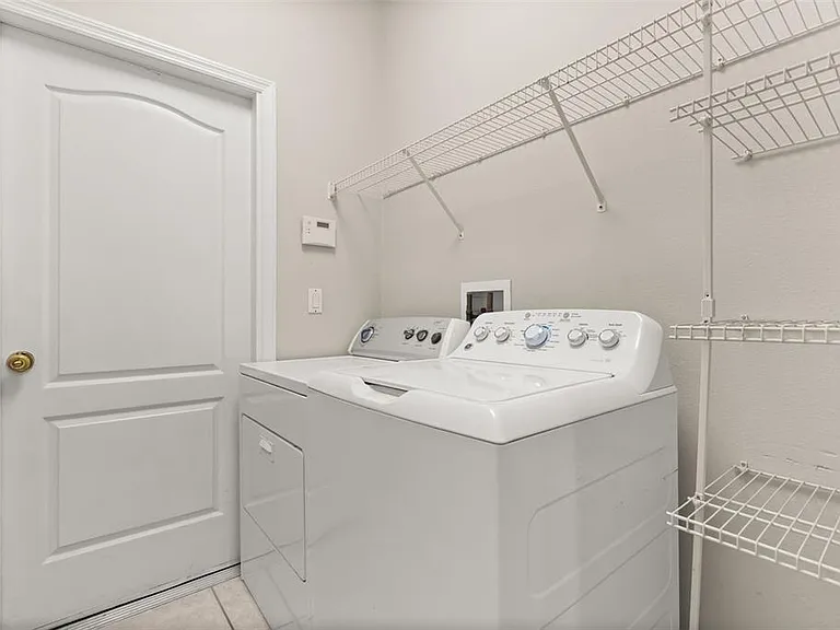3289 Red Ash Cir — Photo 30