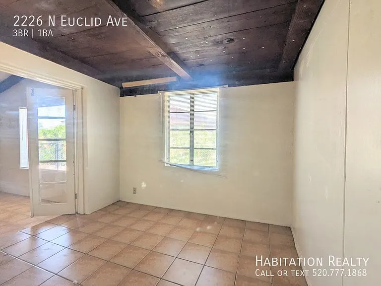 2226 N Euclid Ave — Photo 16