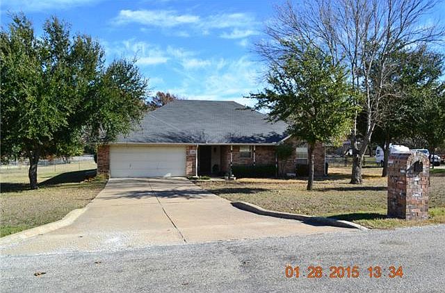 1st image of 206 Lorene Dr