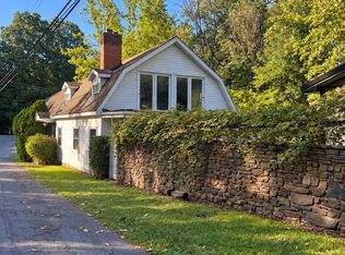 41 Orchard Ln, Paw Paw, WV 25434