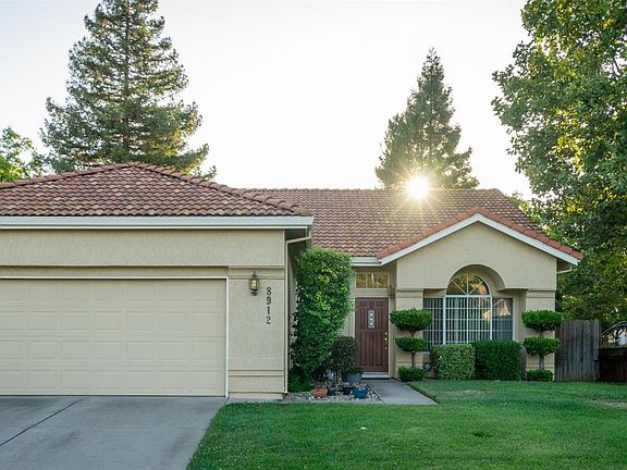 2nd image of 8912 Laguna Star Dr
