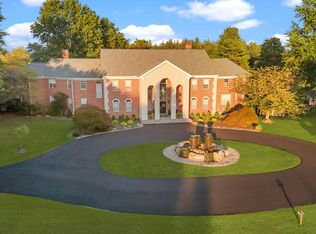 7 Woodland Rd, Newtown, PA 18940