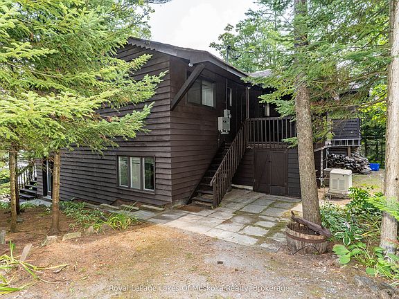3rd image of 51 Pinetree Rd