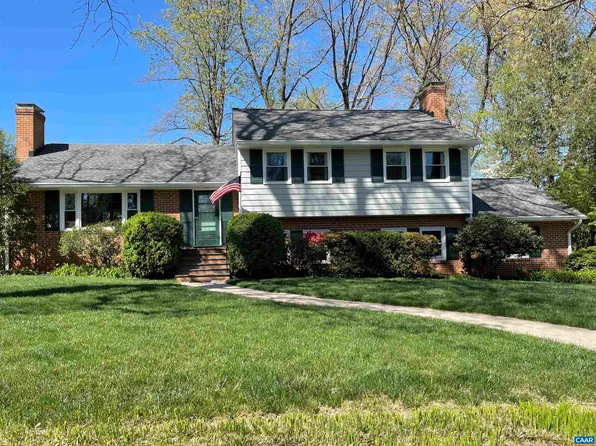 1419 Foxbrook Ln, Charlottesville, VA 22901