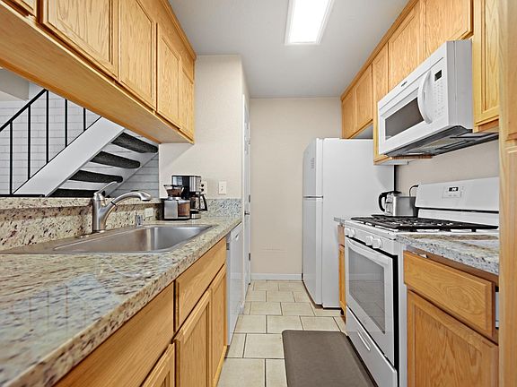 4th image of 428 Caribrook Way APT 2