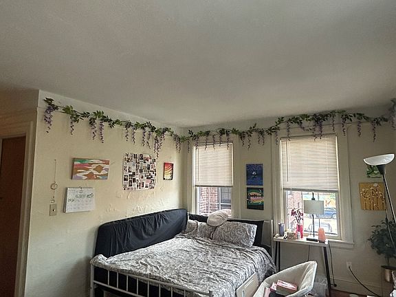 3rd image of 198 Wayland Ave APT 25