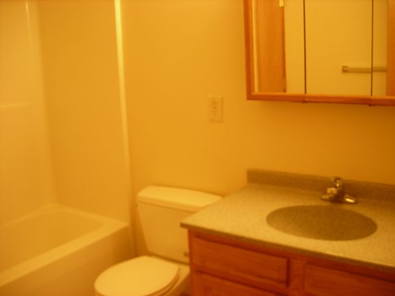 4th image of 426 W 18th St APT C