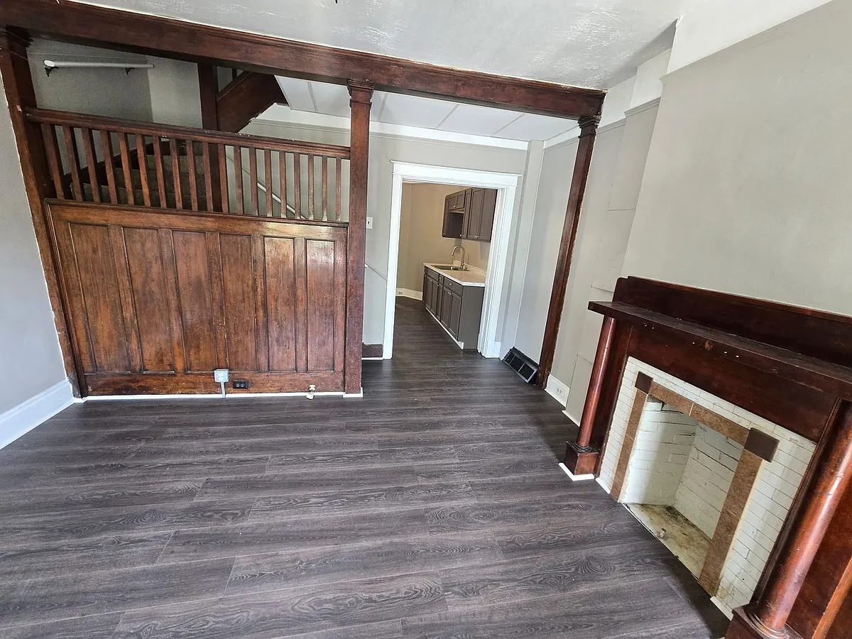 Building Photo - 515 Boggston Ave