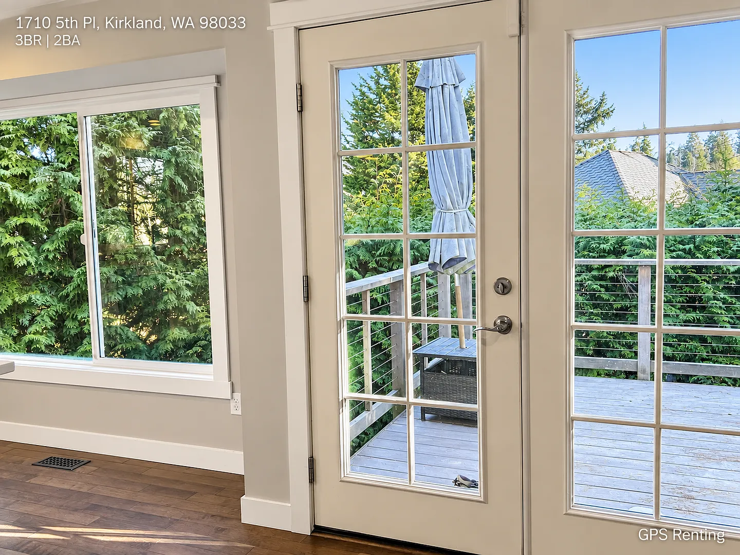 Updated Single-Level Home in East of Market, Kirkland — Photo 2