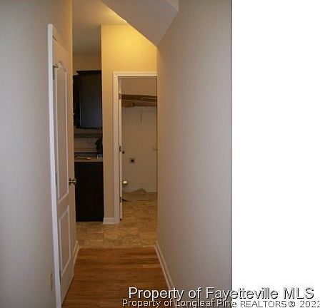 5th image of 104 Wilshire 22 Ln