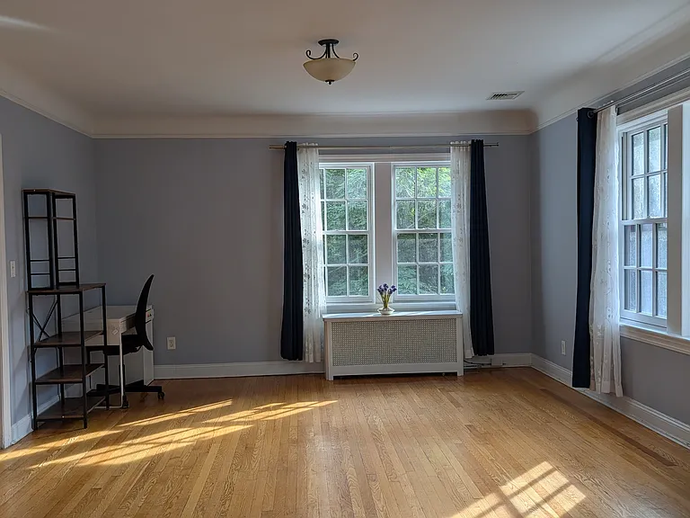 730 Burns St #2 — Photo 23