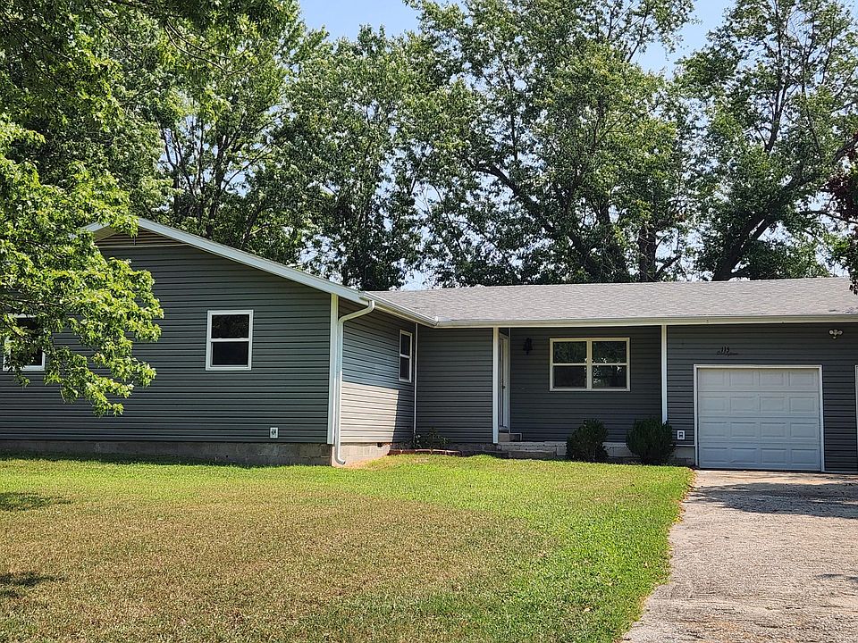 2nd image of 115 Terrill Ln