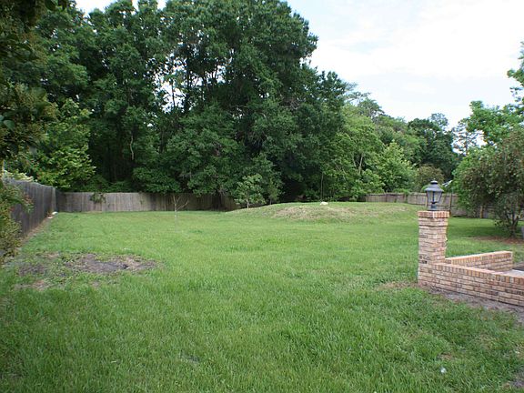 3rd image of 4808 Winton Cir