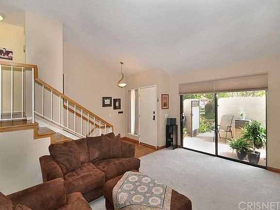 4th image of 18230 Oxnard St Unit 112
