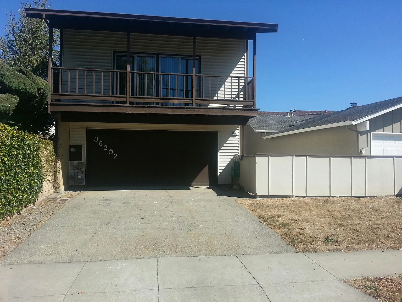 36202 Salisbury Dr photo 1