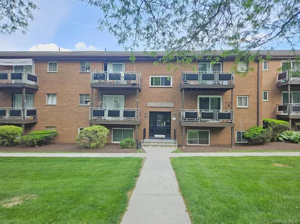41 Tanager Road #4102, Monroe, NY 10950