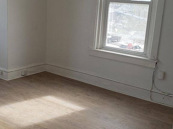 3rd image of 4900 N 8th St APT B