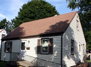 25 Carlton St, White Plains, NY 10607