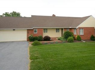1772 Hossler Rd, Manheim, PA 17545