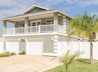 110 E Saturn Ln, South Padre Island, TX 78597