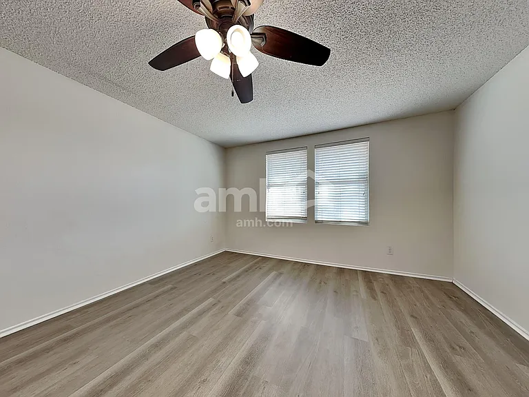 3014 Deer Ridge Dr — Photo 9